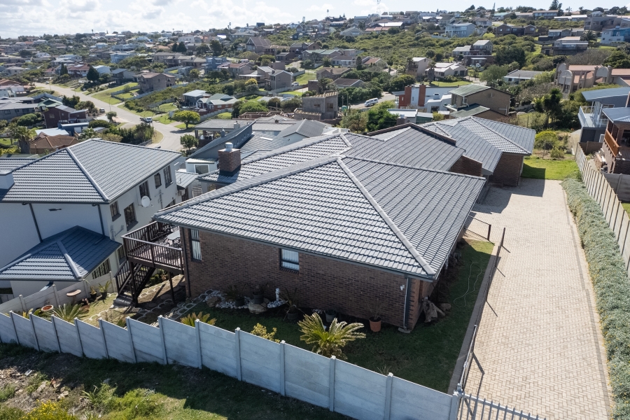 3 Bedroom Property for Sale in Dana Bay Western Cape